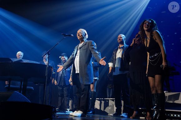 Une tournée hommage intitulée "Balavoine, Ma Bataille" doit prochainement débuter à Alençon, à l’initiative de son frère.

Exclusif - Guy Balavoine à la première du spectacle hommage à Daniel Balavoine "Balavoine, ma bataille" à l'Elispace à Beauvais  le 25 septembre 2025. © Anne-Sophie Guebey / Bestimage