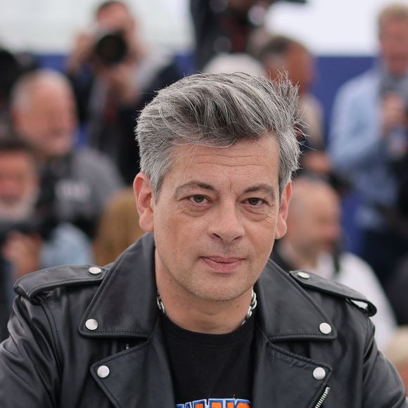 Figure majeure de la chanson française, Benjamin Biolay a fait une importance confidence sur la vie de sa petite Luisa, qui va changer son quotidien.

Benjamin Biolay au photocall de "Rosalie" lors du Festival International du Film de Cannes.
© Jacovides/Moreau/Bestimage