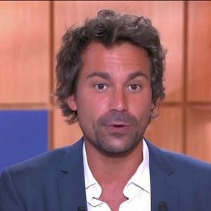 Bertrand Chameroy réagit à la séquence de Rachida Dati et Patrick Cohen, dans "C à vous", le 19 juin 2025