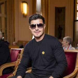 Vincent Niclo - Lancement de la 21ème édition de la campagne Une Jonquille Contre le Cancer à Paris, le 11 mars 2025. 
© Pierre Perusseau / Bestimage