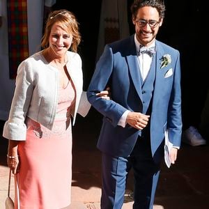 De quoi mettre en valeur sa silhouette déjà retrouvée !

Ségolène Royal - Mariage de Thomas Hollande et de la journaliste Emilie Broussouloux l'église de Meyssac en Corrèze, près de Brive, ville d'Emiie. Le 8 Septembre 2018.
© Patrick Bernard-Guillaume Collet / Bestimage