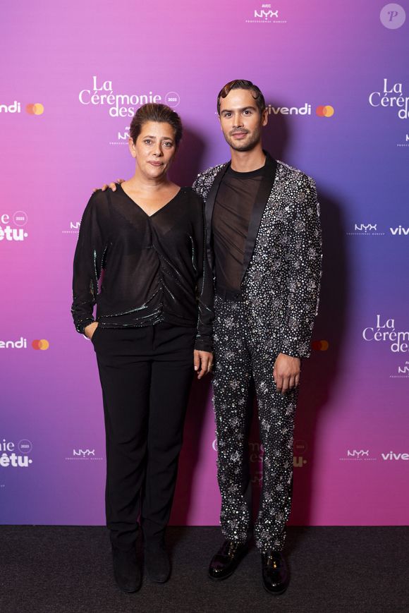 Giulia Foïs et Jessé lors de la cérémonie des Têtu  2023 à l'Olympia à Paris le 6 septembre 2023.

© Pierre Perusseau / Bestimage