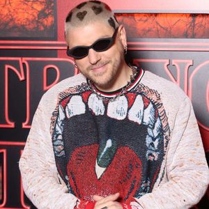Quentin Mosimann assiste à la première de la série « Stranger Things » de Netflix à Paris, en France, le 18 novembre 2025. Photo de Jérôme Domine/ABACAPRESS.COM