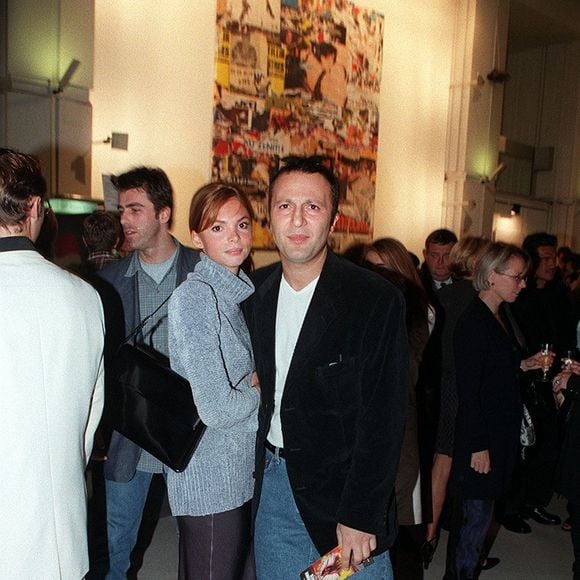 Léa Vigny propose de vous aider dans votre développement personnel. Une méthode qu'elle détaille sur Internet et qui semble porter ses fruits !

Arthur et Léa Vigny à la générale de Notre dame de Paris le 25 septembre 1998- © Rindoff - Colin - Bestimage