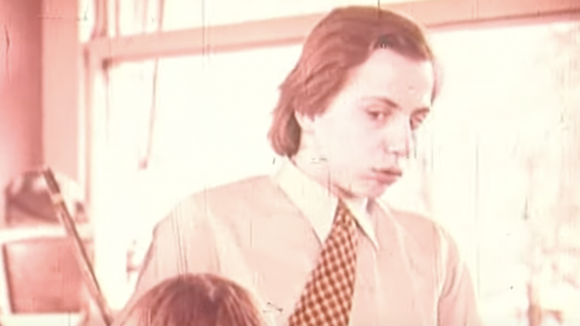 Fabrice Luchini apparaît en 1969 dans le film "Tout peut arriver" de Philippe Labro