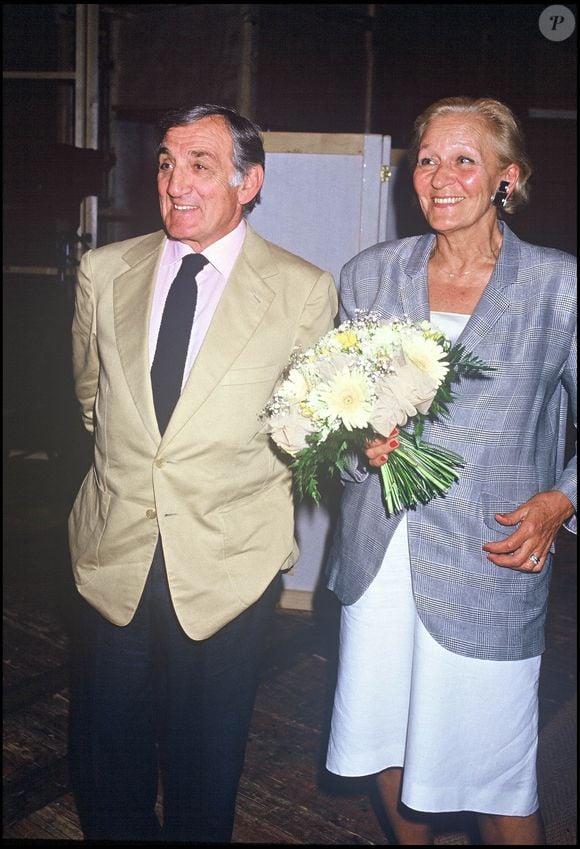 Handicapée mentale après un AVC à sa naissance, Linda avait donné la force à ses parents de se battre pour les aides peu nombreuses accordées aux familles d'enfants handicapés
Archives - Lino Ventura et sa femme Odette au festival d'Anjou 1987  BERTRAND RINDOFF PETROFF / BESTIMAGE