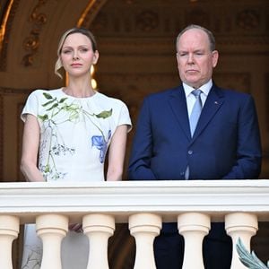 Baptisée Formula One for Life, cette initiative portée par Yannick Alléno réunira plusieurs grandes figures de la Formule 1 ainsi que le prince Albert II de Monaco autour d'un même objectif : soutenir les actions de l'association créée par le chef

La princesse Charlène et le prince Albert II de Monaco au balcon du palais princier lors de la procession de la Fête Dieu sur la place du Palais à Monaco le 3 juin 2026. © Bruno Bebert / Bestimage