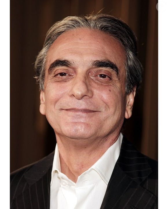 Homayoun Ershadi est décédé le mardi 11 novembre 2025

Homayoun Ershadi le 4 décembre 2007 à Los Angeles en Californie. (Photo by Kevin Winter/Getty Images) (Photo by Kevin Winter / Getty Images North America / Getty Images via AFP)