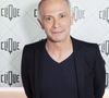 Déçu et agacé, l’animateur a révélé avoir été informé par un haut responsable du groupe...

Exclusif - Samuel Etienne - Backstage de l'enregistrement de l'émission "Clique", présentée par M.Achour et diffusée en clair sur Canal + le 11 avril 2021 © Jack Tribeca / Bestimage