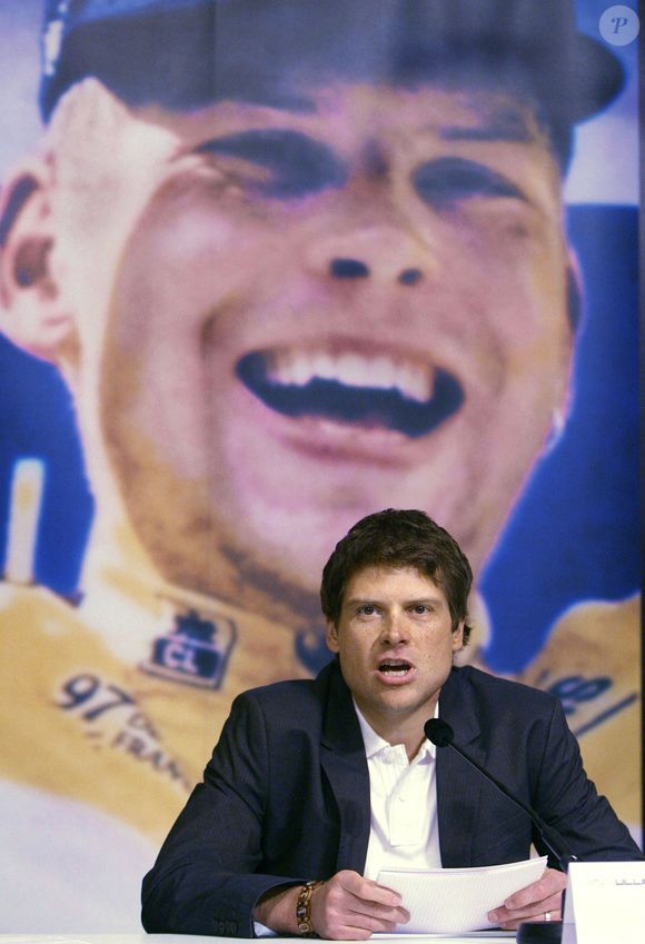 L'Allemand Jan Ullrich annonce sa retraite du cyclisme professionnel lors d'une conférence de presse dans un hôtel de Hambourg, Allemagne, le 26 février 2007. Photo by Maurizio Gambarini/DPA/Cameleon/ABACAPRESS.COM
