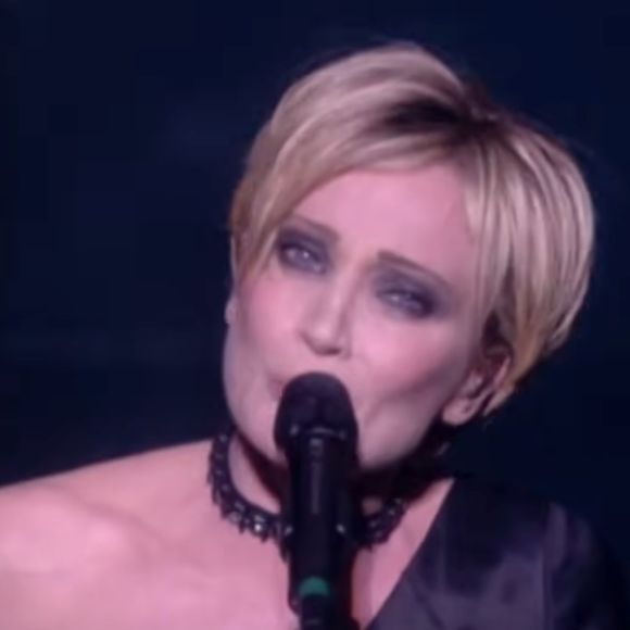 Patricia Kaas défendant les couleurs de la France au Concours Eurovision de la chanson 2009, à Moscou. 

(Capture d'écran - YouTube)
