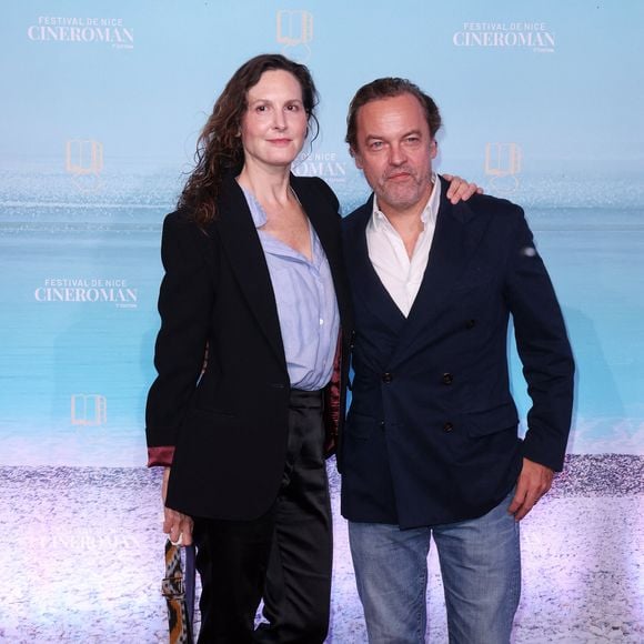 Justine Lévy et son compagnon Patrick Mille - Tapis rouge lors de la 7ème édition du festival Cinéroman à Nice le 1er Octobre 2025. © Bebert-Jacovides/Bestimage