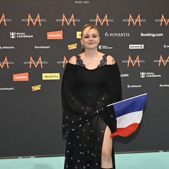 Louane sur le turquoise carpet de l'Eurovision à Bâle en Suisse le 11 mai 2025 TTNews / Bestimage