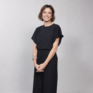 Exclusif - Isabelle Ithurburu - Studio avec les invités de l'enregistrement de l'émission "La chanson secrète N°14", présentée par N.Aliagas et diffusée le 26 décembre sur TF1, à Paris, France, le 9 décembre 2025. © Jacovides-Moreau/Bestimage