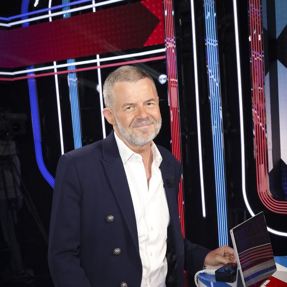Exclusif - Eric Naulleau, sur le plateau de l’émission « Pascale, Eric, Yann et les autres » présentée par P. de la Tour du Pin et diffusée en direct sur C8, Paris, France, le 03 septembre 2024. © Jack Tribeca / Bestimage
