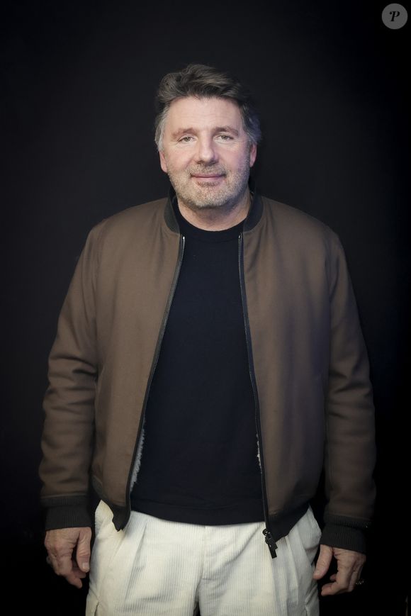 Pour une commune où 40% de la population a plus de 60 ans

Exclusif - Philippe Lellouche dans les backstage de l'enregistrement de l'émission de radio "CS Cohen" sur Radio J à Paris. Le 18 décembre 2023
© Jack Tribeca / Bestimage