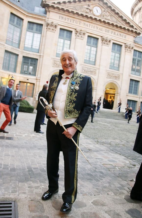 Jean-Loup Dabadie - L'écrivain Andreï Makine fait son entrée à l'Académie Française à Paris, France, le 15 décembre 2016. © Denis Guignebourg/Bestimage