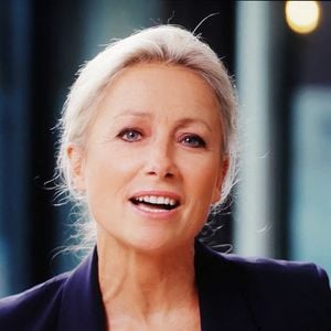 Captures d'écran de la première émission de Anne-Sophie Lapix "20 20" sur M6 avec son premier invité Kylian Mbappé le 7 septembre 2025.

© Alain Guizard / Bestimage