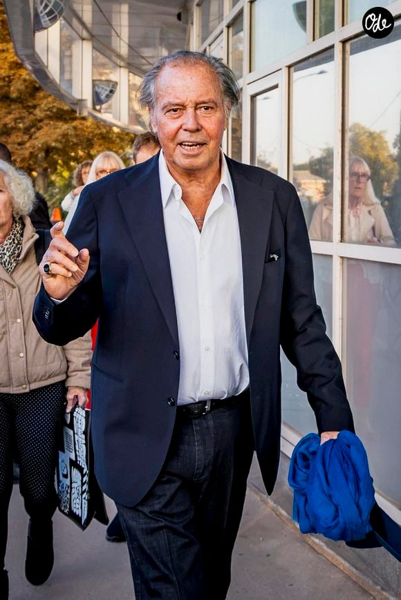 Michel Leeb - Arrivées à l'enregistrement de l'émission Vivement Dimanche à Paris le 14 octobre 2026. © Vincenzo Arnone / Bestimage