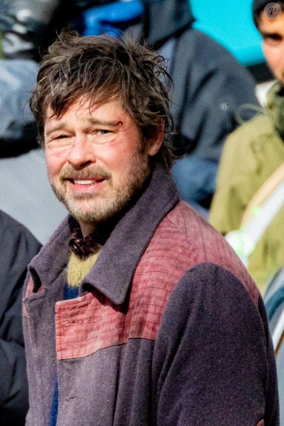 Amsterdam, PAYS-BAS Brad Pitt est vu sur le plateau de tournage des scènes du prochain film hollywoodien "The Riders" à Amsterdam. L'acteur poursuit la production du projet et le tournage a lieu dans toute la ville en 2025.


Photo : Backgrid USA / Bestimage