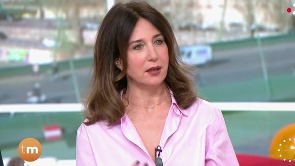 Elsa Zylberstein : Flavie Flament la prend de court avec une triste nouvelle qu’elle apprend en direct