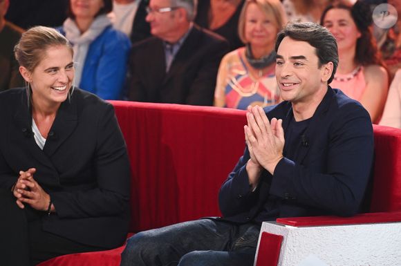 Exclusif - Julian Bugier et Pauline Deroulede - Enregistrement de l'émission Vivement dimanche au studio rive gauche presentée par M. Drucker avec une diffusion sur France 3 le 23 novembre. © Guillaume Gaffiot/Bestimage