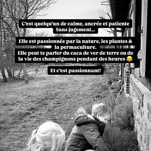 Malgré 15 ans de relation avec le célèbre acteur, cette dernière a toujours fait le choix de l'anonymat absolu et aucune photo d'elle ne circule.

Instagram Louise Chabat