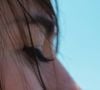 Le coton-tige évite également de tacher la paupière avec la brosse du mascara.

© Zulfugar Karimov / Unsplash