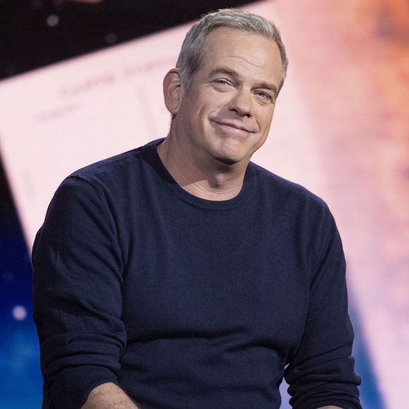 Le chanteur québécois est le père d’Émelie, une jeune femme de 23 ans

Exclusif - Garou - Enregistrement de l'émission "Ce soir on chante pour l'Unicef - Urgence Ukraine", au Dôme de Paris et diffusée le 5 avril sur W9. © Cyril Moreau / Bestimage