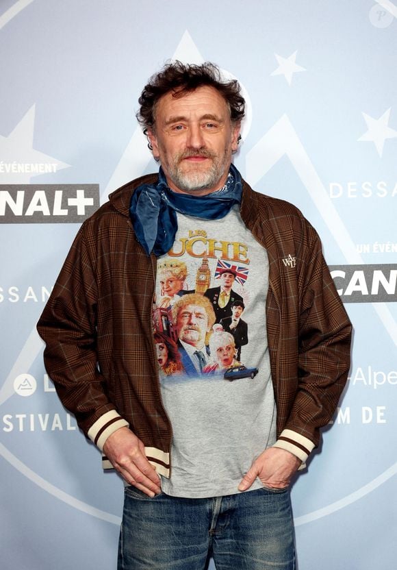 Pour suivre ses étés de rêve à Bonnieux, rendez-vous sur le compte Instagram de l'acteur !
Jean-Paul Rouve au photocall de la cérémonie d'ouverture du 28ème Festival International du Film de Comédie à l'Alpe d'Huez le 13 janvier 2025. © Dominique Jacovides / Bestimage
