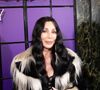 Cher a récemment une heureuse nouvelle.

New York, NY Le couple de superstars Cher et Alexander Edwards est tout sourire alors qu'ils assistent à l'événement Valentino Beauty au Studio 54 à New York.