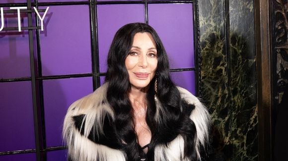 La chanteuse Cher a appris qu’elle était grand-mère… 15 ans après la naissance de sa petite-fille et on sait pourquoi