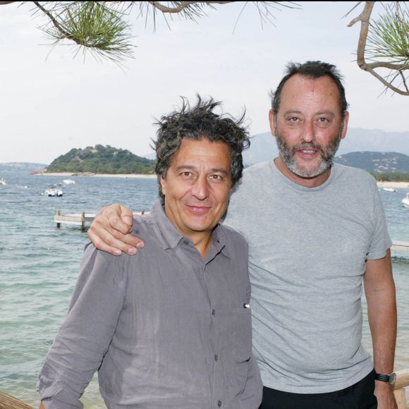 Christian Clavier et Jean Reno - Première du film "L'Enquête corse" en Corse, le 12 septembre 2004. © Jean Louis Macault / Bestimage