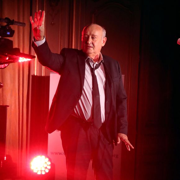 Exclusif - Concert de Michel Jonasz (offert pour "Vaincre le cancer") - Soirée de Gala de l’Association "Vaincre le cancer" au Cercle de l'Union Interalliée à Paris, France, le 12 Novembre 2023.  © Bertrand Rindoff / Bestimage