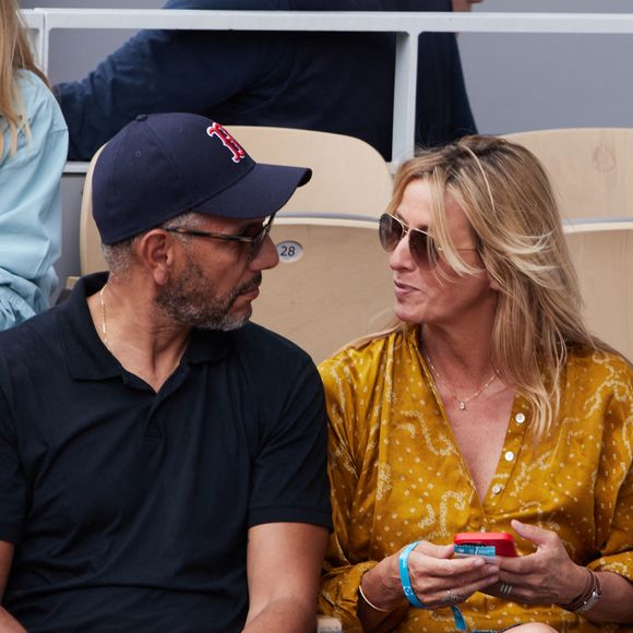 Roschdy Zem et sa compagne Sarah Lavoine - Célébrités en tribunes des Internationaux de France de tennis de Roland Garros 2023 à Paris le 11 juin 2023. © Jacovides-Moreau/Bestimage