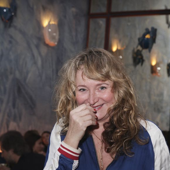 Une remarque qui a fait bondir la sociétaire du programme Julie Ferrier

Exclusif -  Julie Ferrier - L'incontournable Sandra Sisley, reine des soirées parisiennes investit tous les jeudis, le Café Lapérouse, situé sur la prestigieuse Place de la Concorde.
© Jack Tribeca / Bestimage