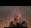 Cette fameuse tornade de sable, élément central du tableau final, a nécessité un calibrage minutieux...
Répétitions de l'Eurovision 2025 pour Louane, ce samedi 9 mai 2025.