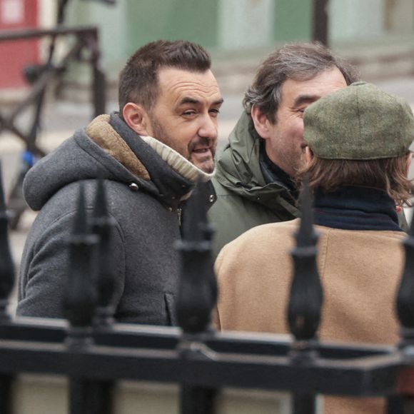 Cyril Lignac assistant à la cérémonie d'enterrement de Jean-Luc Petitrenaud à l'église Saint-Pierre du Gros Caillou dans le 7e arrondissement de Paris, France, le 17 janvier 2025. Jean-Luc Petitrenaud, critique gastronomique et personnalité de la télévision française, est décédé le 10 janvier à l'âge de 74 ans. Photo par Nasser Berzane/ABACAPRESS.COM