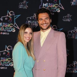 Amir et sa femme Lital Haddad au photocall de la 24ème édition des "NRJ Music Awards (NMA)" au Palais des Festivals à Cannes le 18 novembre 2022.

© Dominique Jacovides / Bestimage