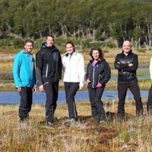 Parmi les victimes, des sportifs de haut niveau comme Florence Arthaud, Alexis Vastine et Camille Muffat.
L'équipe de "Dropped", Camille Muffat, Alain Bernard, Jeannie Longo, Sylvain Wiltord, Alexis Vastine, Philippe Candeloro, Laurence Arthaud, Anne-Flore Marxer encadrent l'animateur Louis Bodin. DR