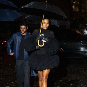 Tina Kunakey - Personnalités à l'anniversaire de Rosalia à l'Hôtel Particulier à Paris en marge de la fashion week (PFW) le 25 septembre 2024. Elle fête ses 32 ans en marge de la fashion week.

© Pierre Perusseau / Tiziano Da Silva / Bestimage