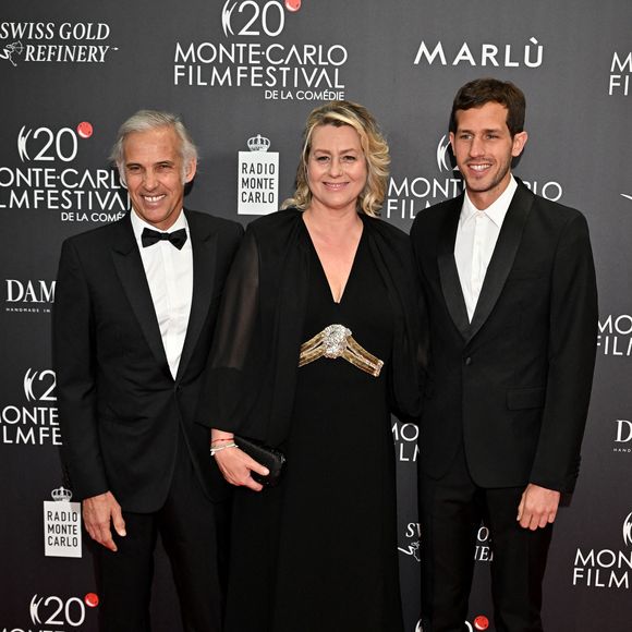 Paul, Luana et Victor Belmondo durant la soirée de clôture du 20eme Monte Carlo Film Festival de la Comédie, au Grimaldi Forum à Monaco. Le 29 avril 2023.
© Bruno Bebert / Bestimage