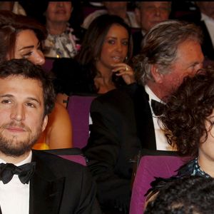 "C'était formidable... C'était extrêmement stressant, mais il en avait très envie, a expliqué le comédien dans l'émission '50 minutes inside' sur TF1, le 4 janvier 2025. Donc, à partir du moment où il en a envie, on est bien obligé de mettre le pied à l'étrier. Et je préférais autant que ça se fasse avec moi..."

Guillaume Canet et Marion Cotillard au 10ème festival international du film de Marrakech. DOMINIQUE JACOVIDES / BESTIMAGE