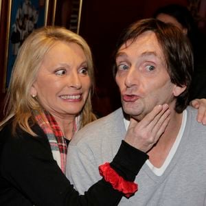 Elle a déclaré : "C'est épouvantable"

Pierre Palmade et Véronique Sanson posent après le concert de Robert Charlebois : '50 ans, 50 chansons' : Concert à Bobino à Paris, France le 12 avril 2016. Photo by Jerome Domine/ABACAPRESS.COM