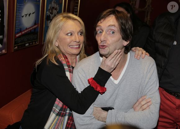 Elle a déclaré : "C'est épouvantable"

Pierre Palmade et Véronique Sanson posent après le concert de Robert Charlebois : '50 ans, 50 chansons' : Concert à Bobino à Paris, France le 12 avril 2016. Photo by Jerome Domine/ABACAPRESS.COM