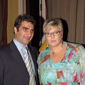 Le ministre Christian Jacob et Laurence Boccolini lors de l'after party du spectacle de Mezrahi au Stade de France, qui s'est tenue à l'Etoile Club à Paris le 18 mars 2005. Photo by Benoit Pinguet/ABACA