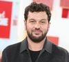 Alors que son fils aîné entre dans l'adolescence, Claudio Capéo apprend à naviguer dans cette période particulière tout en lui inculquant d'importantes valeurs. 

Claudio Capéo sur le plateau de l'émission "Vivement dimanche" le 16 décembre 2025. 

© Guillaume Gaffiot / Bestimage