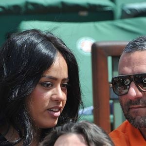 Amel Bent et son ami Patrick Antonelli - People aux Internationaux de France de tennis de Roland Garros à Paris, le 5 juin 2014.