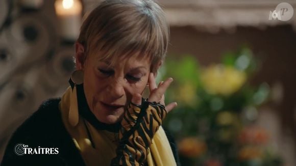 Isabelle Morini-Bosc était en pleurs après son élimination dans "Les Traîtres". 

Isabelle Morini-Bosc lors de la demi-finale des "Traîtres" sur M6, le 9 mai 2026.  Capture / M6
