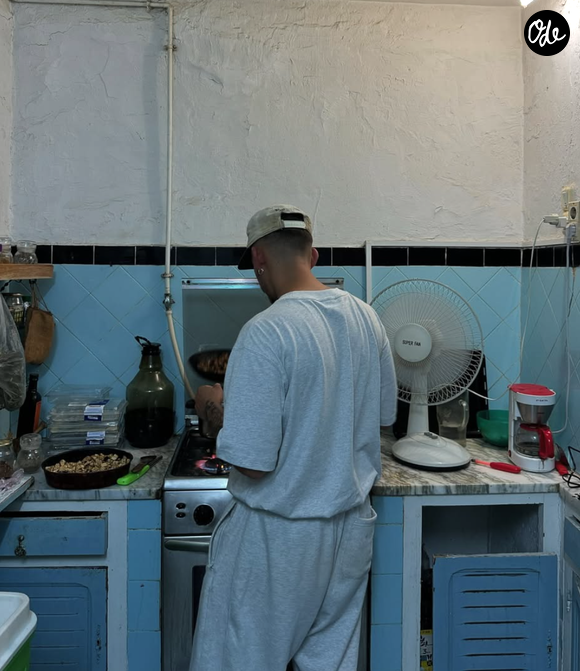 Sa carte du soir est volontairement très courte et percutante.

Capture d'écran Instagram @valraffali